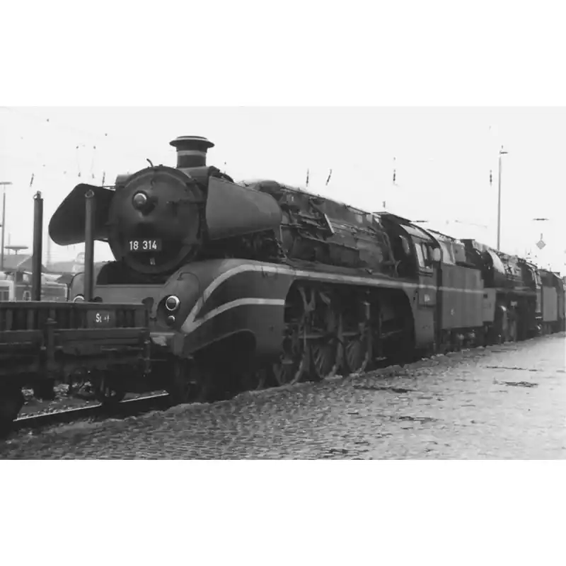 Parní lokomotiva 18 314, DR, s uhelným vytápěním, černá s ozdobným pruhem, analogová verze, III. epocha, TT, Arnold HN9079 Finální Výprodej
