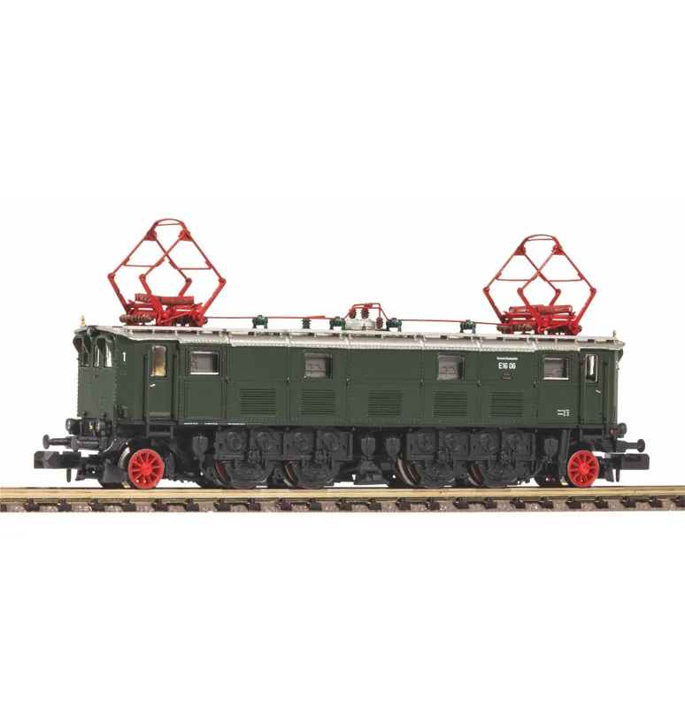 Elektrická lokomotiva se zvukem BR E 16 DB Must-Have
