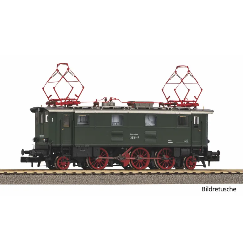 Elektrická lokomotiva se zvukem BR 132 DB Levný