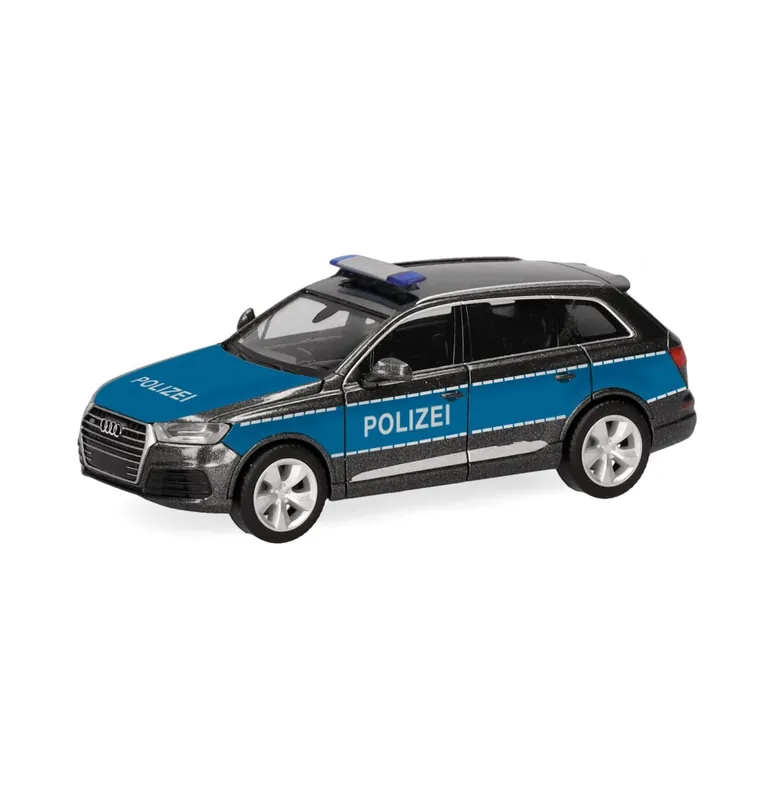Audi Q7 Polizei Hit Sezóny