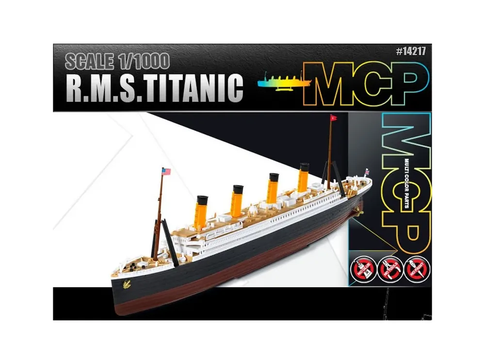 Novinka RMS Titanic 1/1000