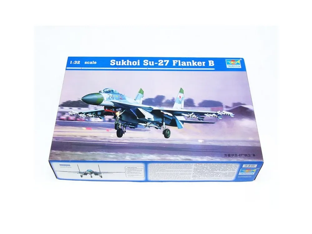 Značkový Su-27 Flanker B 1/32
