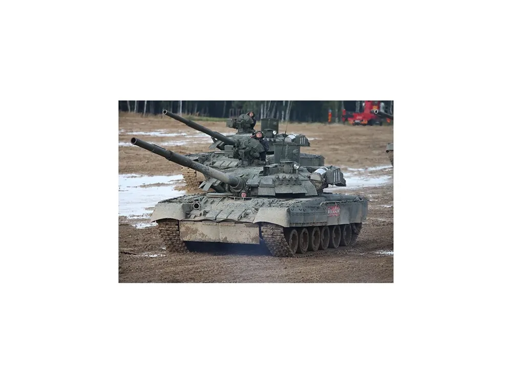 T-80 UE-1 MBT 1/35 Víkendová Akce