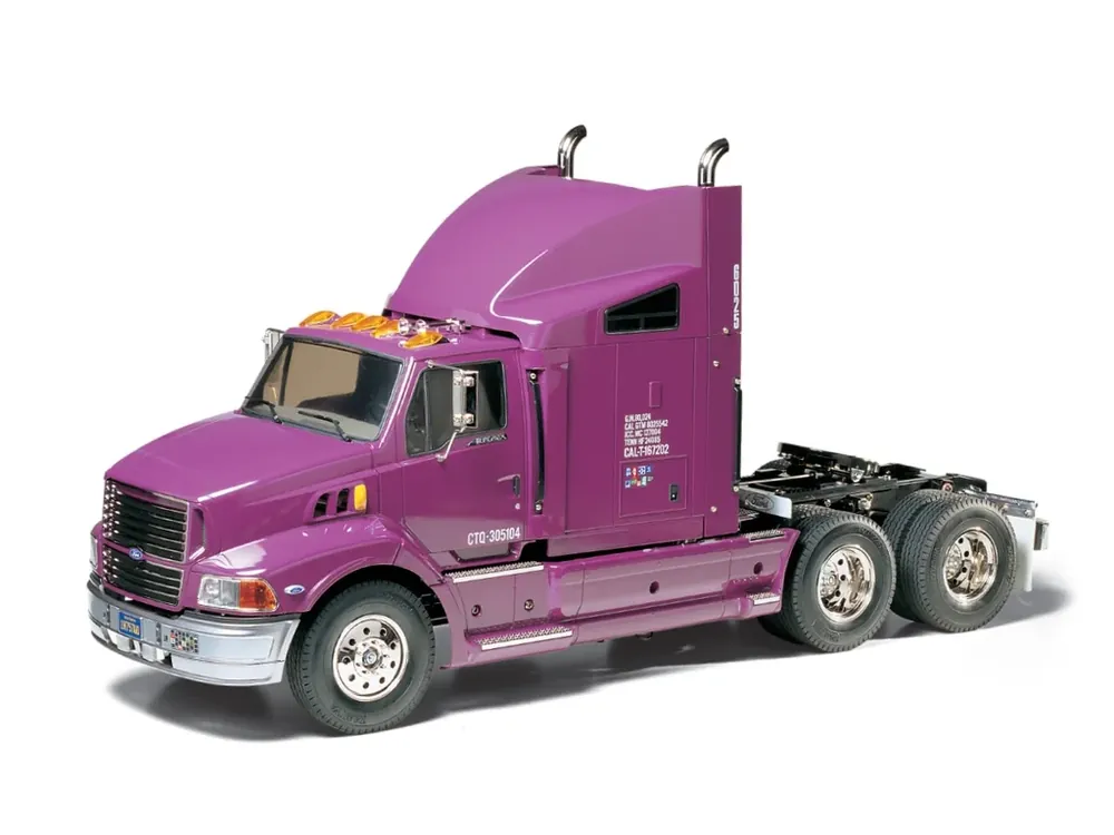 Tamiya RC Ford Aeromax US Truck nenabarvený (bílý) 1/14 KIT Vysoce Kvalitní