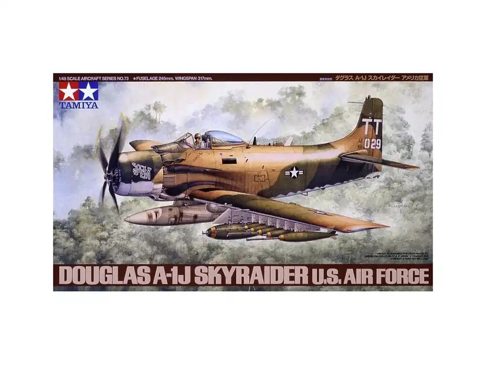 Douglas A-1J Skyraider USAF 1/48 Finální Výprodej
