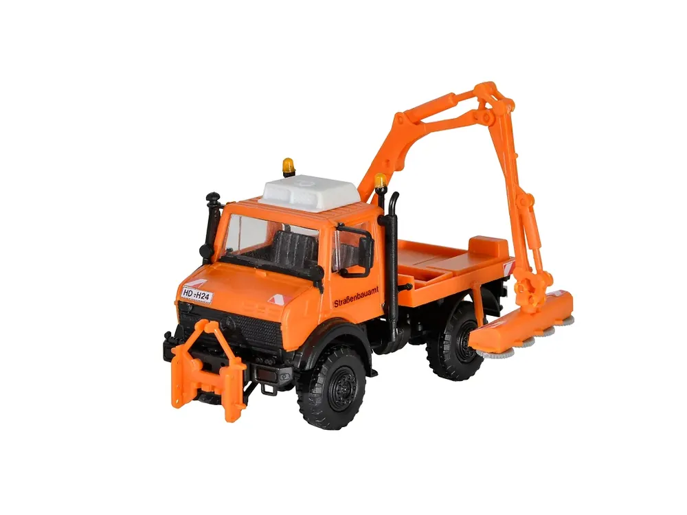 Nejprodávanější UNIMOG se sekačkou HO