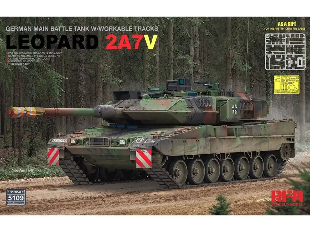 German Main Battle Tank with Workable Tracks Leopard 2A7V 1/35 Vysoce Kvalitní