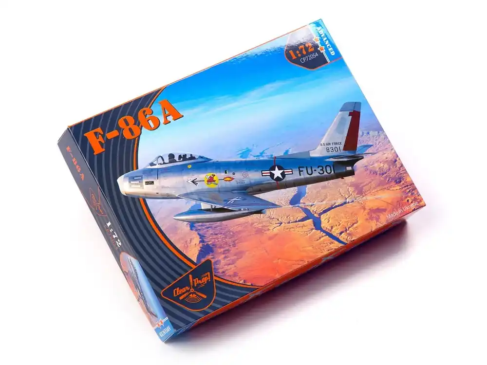 Objednat Nyní North American F-86A Sabre 1/72
